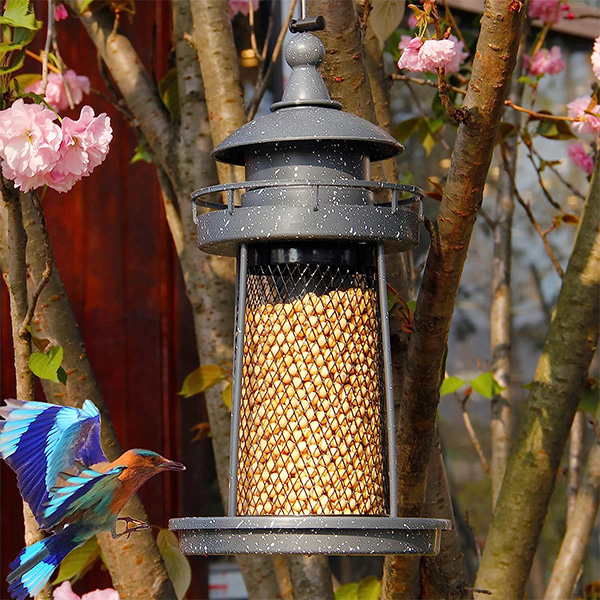GRAY LIGHTHOUSE SHAPED BIRD FEEDER - Image 4